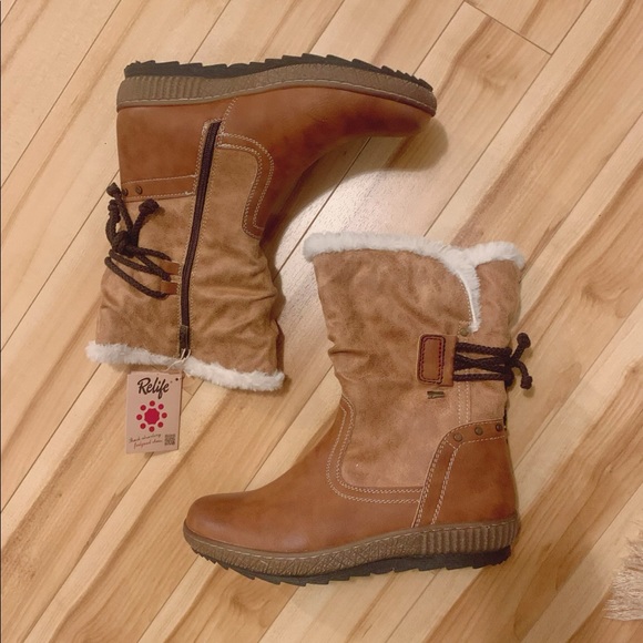 Beige brown warm fuzzy winter boots